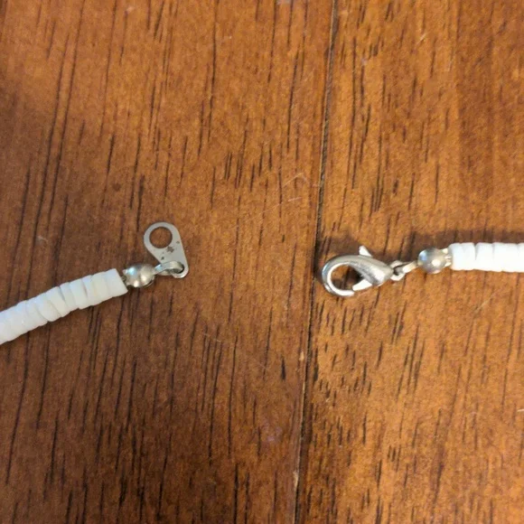 5/$20. Pooka Shell Necklace - Picture 3 of 4